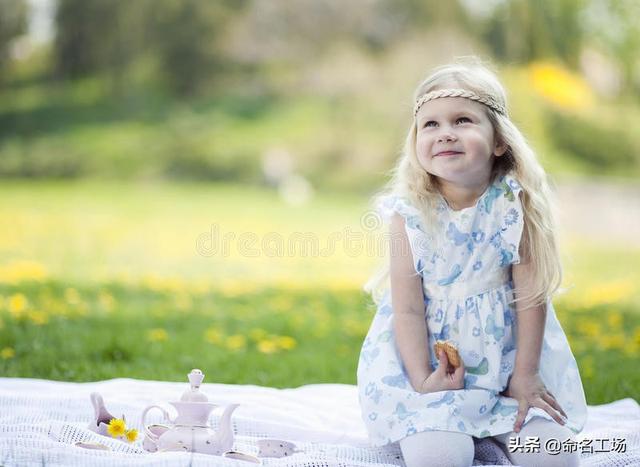 女性做哪些行业五行属水，五行水旺适合什么行业（气质女孩这样起名）