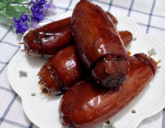 甜糯米莲藕怎么做，甜糯莲藕的做法（原来做糯米藕这么简单）