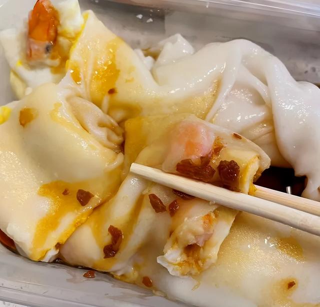 减肥可以吃肠粉吗，夜宵吃肠粉容易发胖吗（吃最出名的肠粉：有悔）