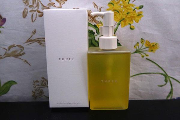 卸妆油排行榜10强，卸妆油排行榜10强品牌（十款日本热销卸妆油）