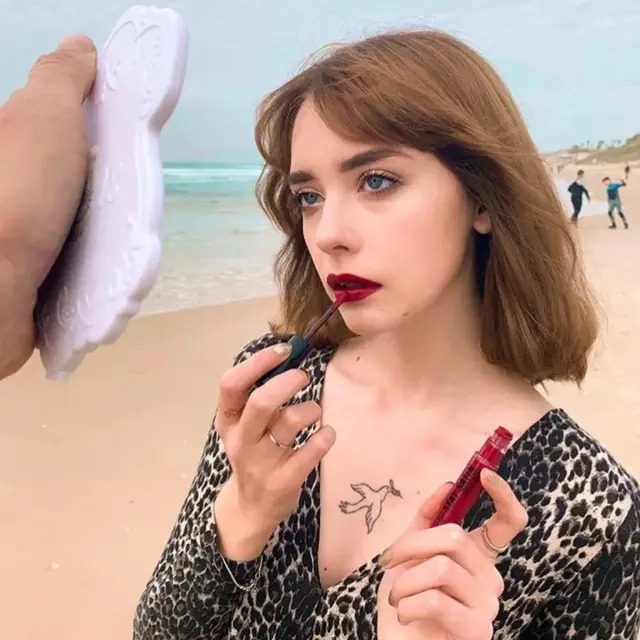 头像女身体部位御姐，念七 帅气御姐部位女生头像微信（暗黑御姐系 ， 欧美头像大全）