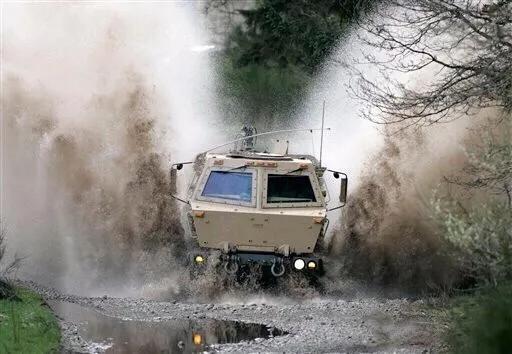 truck什么意思中文，truck英文汉语拼音怎么读（世界军用拖车系列八五）