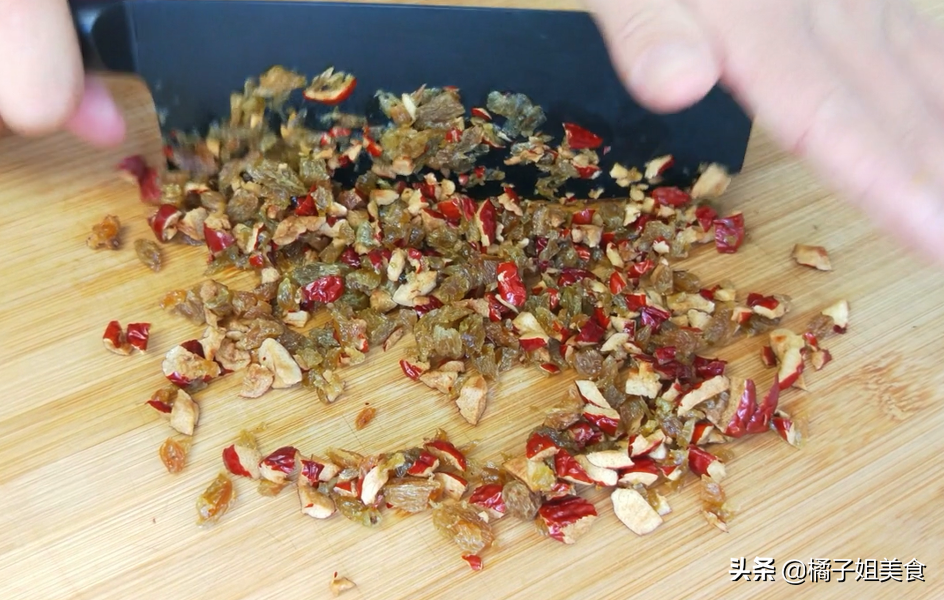 圖片[2]-簡單易學(xué) 2瓶牛奶+紅棗葡萄干 做出比飯店還好吃的甜品-起舞食譜網(wǎng)