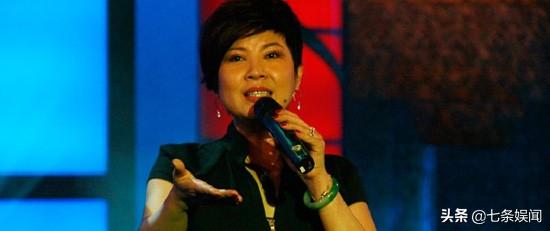 歌手杭天琪的生活照，二婚却被外籍丈夫骗财骗色