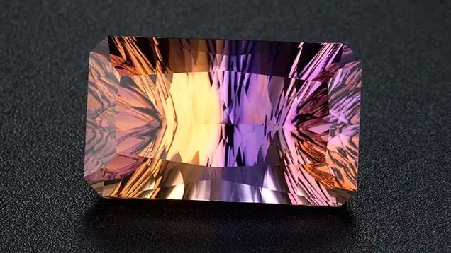 紫黄晶的功效与作用，黄水晶的功效与作用（水晶之紫黄晶）