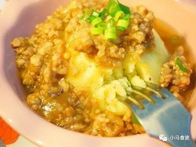 土豆泥的吃法，土豆泥制作方法步骤（这些菜品大家觉得怎么样呢）