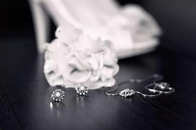 金750是什么金，au750项链是什么金（再也不怕看不懂G990、PT990…）