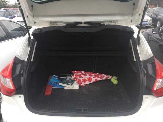 2012福克斯，2012新款福克斯（二手车行情之2012款福特福克斯）