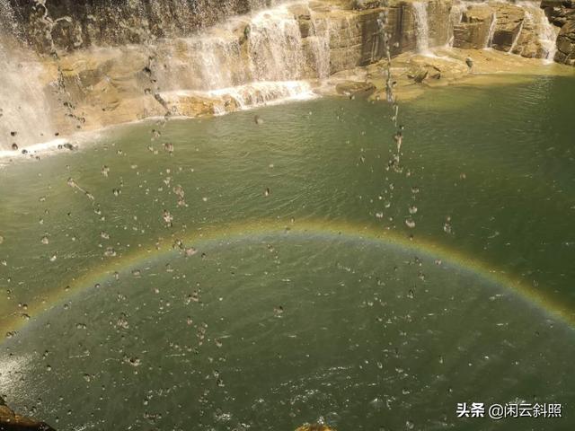 关于彩虹的诗句，关于彩虹的诗句现代诗（七律.水中彩虹<旅途感怀>）