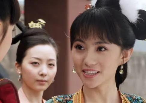 《爱情公寓》里胡一菲的情敌“诺澜”，如今她生活得怎么样？