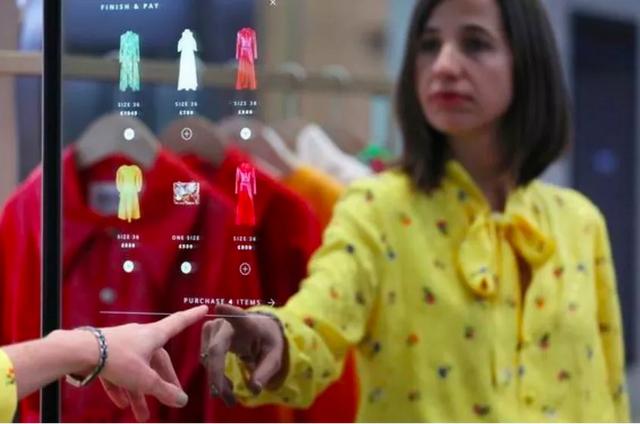 发发奇、天猫奢品、Net-A-Poter……奢侈品消费的线上“新战场”