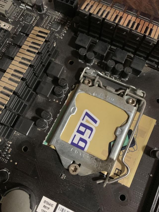 b150主板配什么cpu，z77主板参数（B150主板支持英特尔6789代处理器）