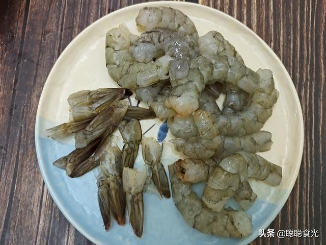 新鲜虾球怎么保存，新鲜的虾球处理后可以保存多长时间（快餐店58元一份的炸虾球）