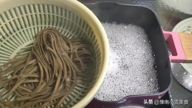 一日三餐减肥食谱，减肥一日三餐简单食谱大全（月瘦10斤不是事）