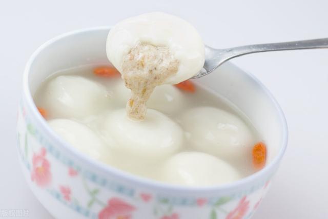 冰冻的汤圆怎么煮才不容易裂开，冻住的汤圆怎么煮不会裂开（冷冻的汤圆为什么一煮就裂了-壹健康经验）