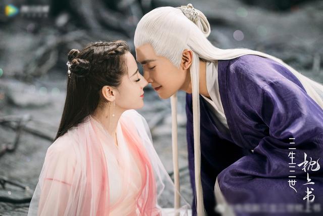 三生三世枕上书闽酥是男是女，三生三世枕上书里闽酥是男是女（《枕上书》她男装全剧最帅）