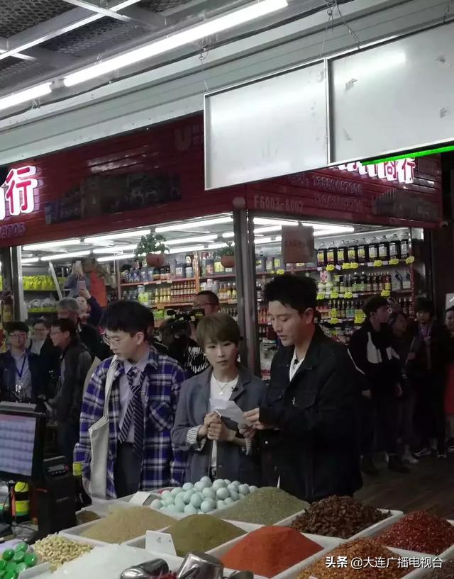 贾乃亮是哪里人，贾乃亮是歌手还是演员（是的，而且是瓦房店）