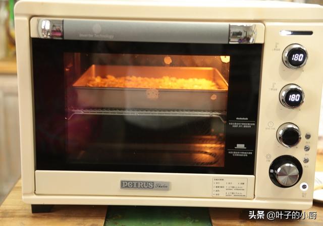 杏仁燕麦酥的做法，杏仁酥的做法大全（今年过年零食就它了——杏仁燕麦酥）
