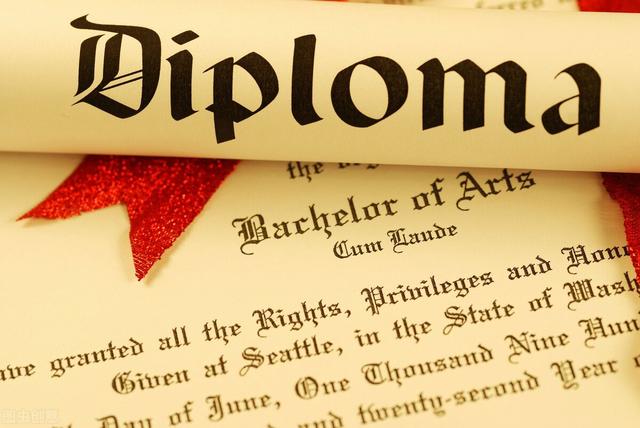 第一学历是什么意思，第一学历是什么意思是本科还是硕士（为什么说“第一学历”是个伪命题）