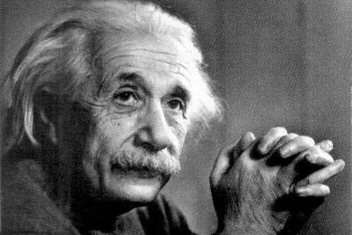 关于统一场理论，统一场论的意义（如果爱因斯坦没有为统一场论浪费）