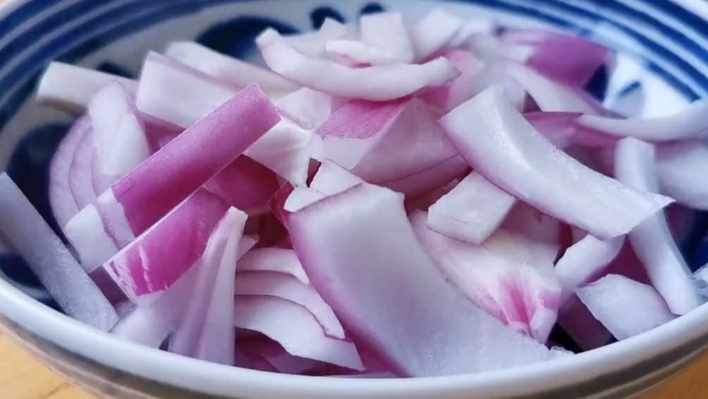 图片[4]-【砂锅五花肉蛋饺】做法步骤图 肥而不腻 上桌就被抢光-起舞食谱网