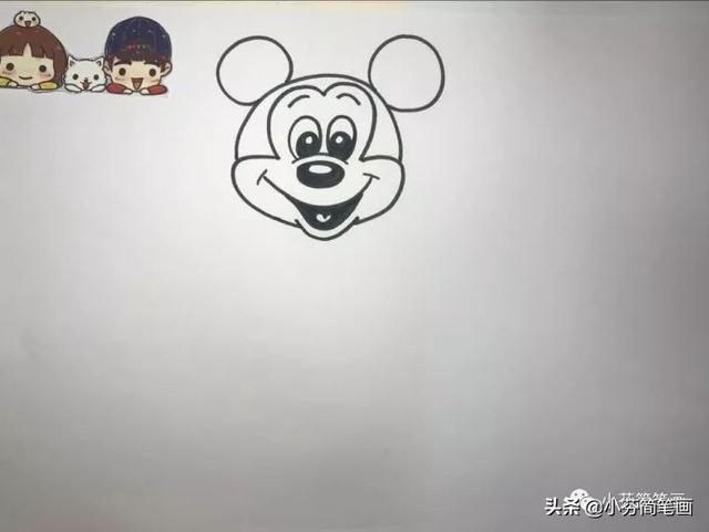 一分钟画出米奇的简笔画，米奇简笔画简单（童话经典：米老鼠简笔画）