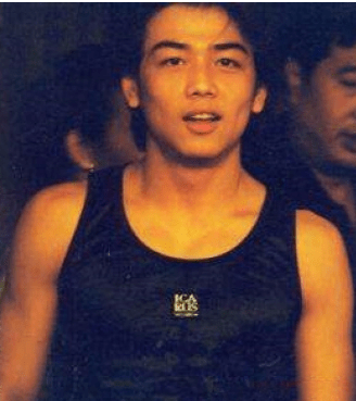 杨烁变成小包总，跌落的口碑到底是回不去了