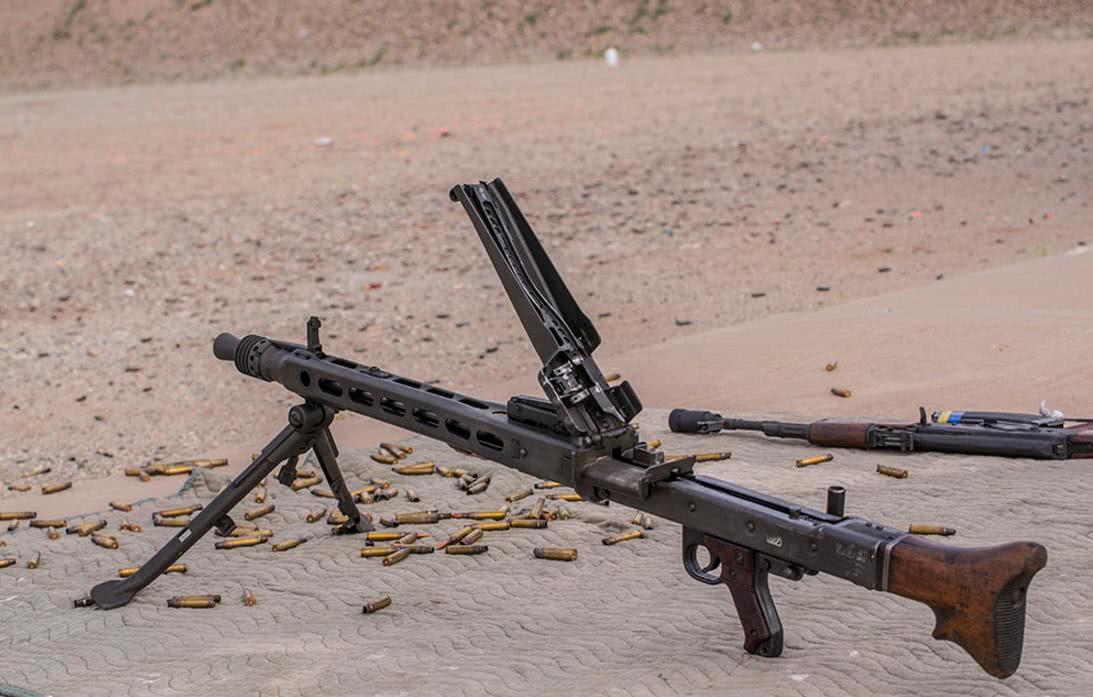 9,mg42 通用机枪