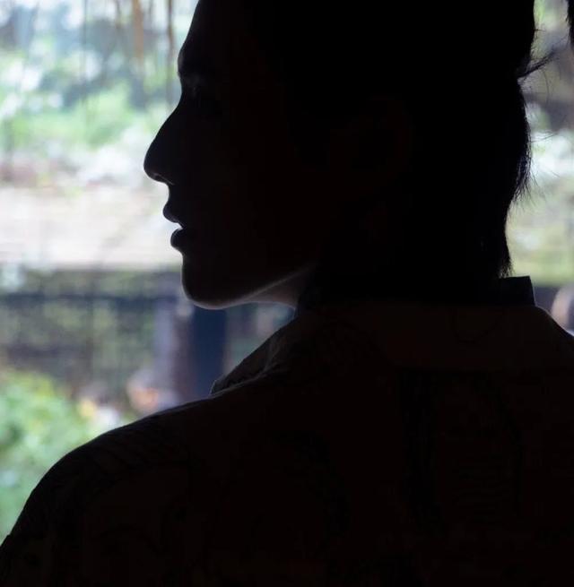 最凉不过人心图片，最凉不过人心，微信头像（也觉得冷可我不会拥抱别人）