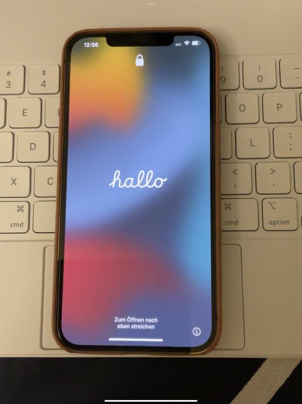 不用电脑ios15怎么退回ios14，ios15怎么退回14不用电脑（激活界面：毛玻璃）