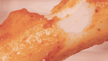 红葱头油盐水蒸金鳞鱼怎么做，全国人民就非吃饺子不可吗