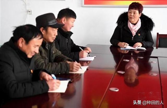 村民选举法全文最新2021，农村村委会选举法（村干部有学历要求吗）