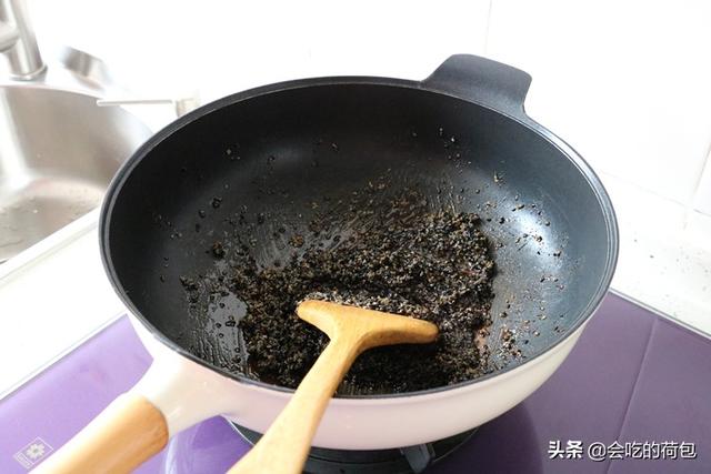 芝麻糖是什么做的，芝麻糖是什么糖做的（80岁奶奶教我做芝麻糖）