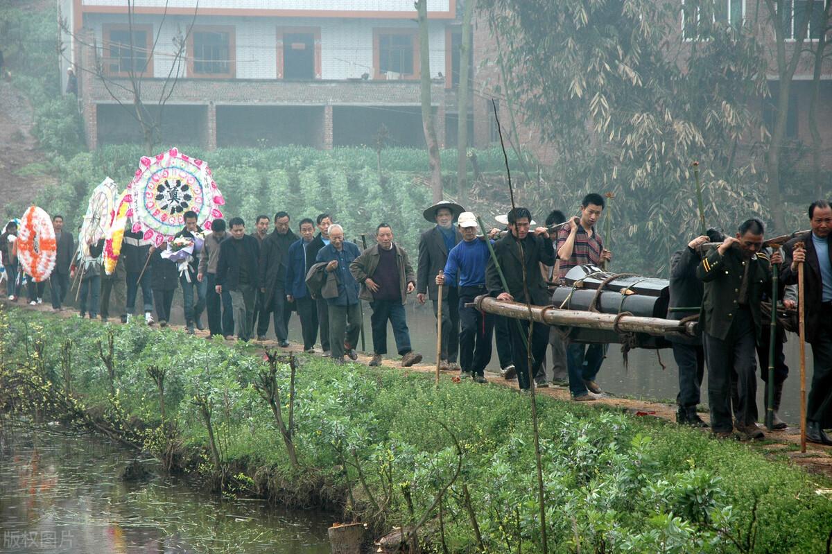 1_新墓地有什麼講究 墓地遷移有什麼講究 - 珍緣易學