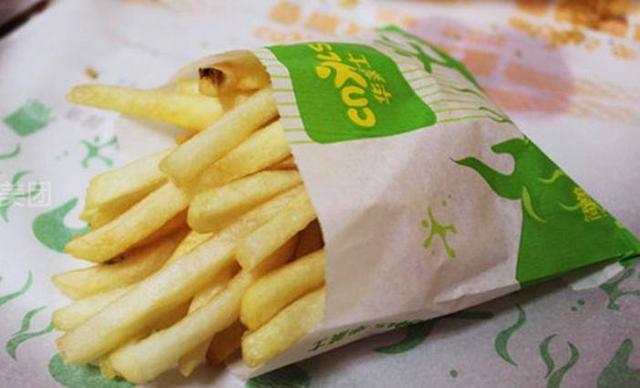 华莱士那么便宜能吃吗，华莱士为什么这么便宜（华莱士越来越经济实惠）