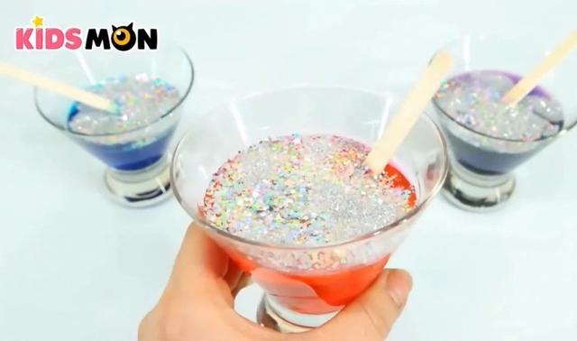 普通史莱姆做法，史莱姆的做法视频（不加硼砂也能做史莱姆水晶泥）