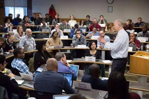 大学补考没过怎么办，大学挂科补考重修怎么办、通过（英国留学挂科补考也没过被开除怎么办）