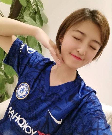 杨茗茗发文宣布离职，杨茗茗的老公是谁（央视“最美”女主播杨茗茗）