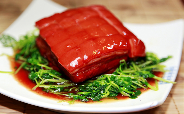 苏州特色美食排行榜前十名，苏州小吃排行榜前十名（盘点人间天堂苏州的各种美味佳肴）