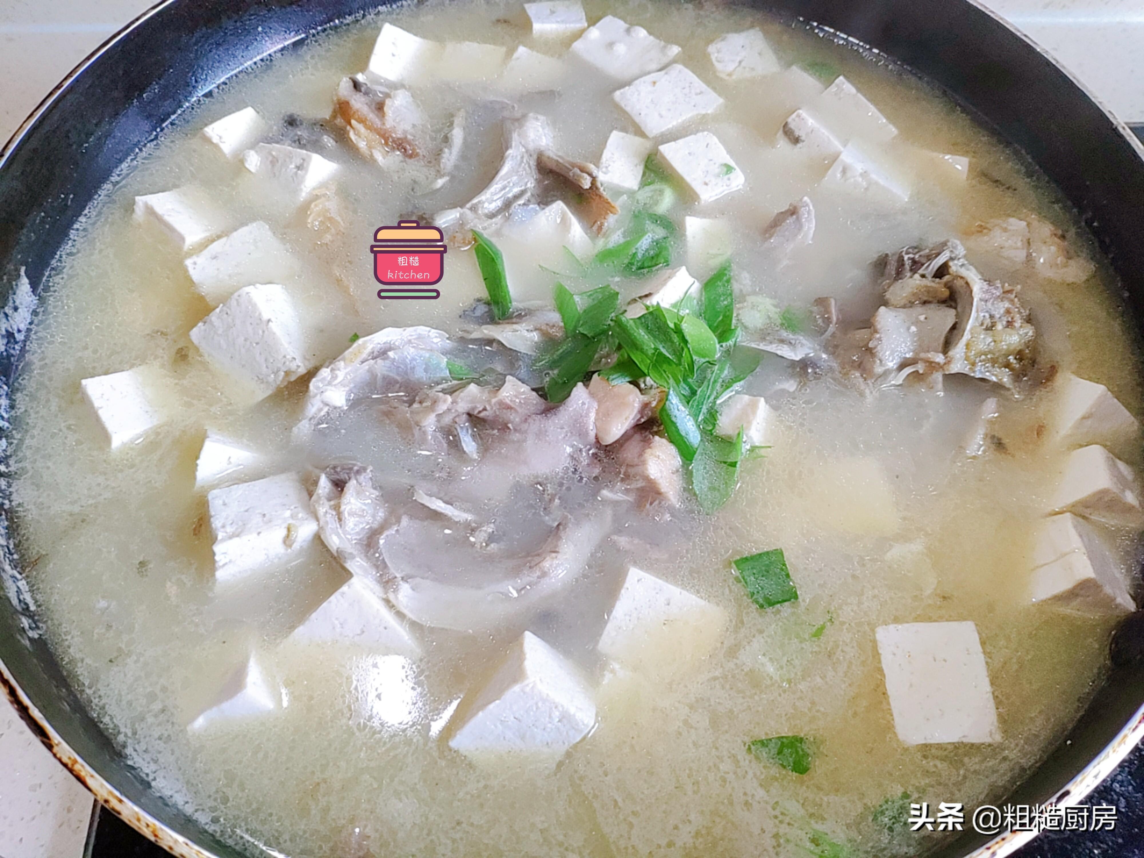 魚頭豆腐湯怎麼做好吃又白(魚頭豆腐湯營養好,分享正確做法,湯白如