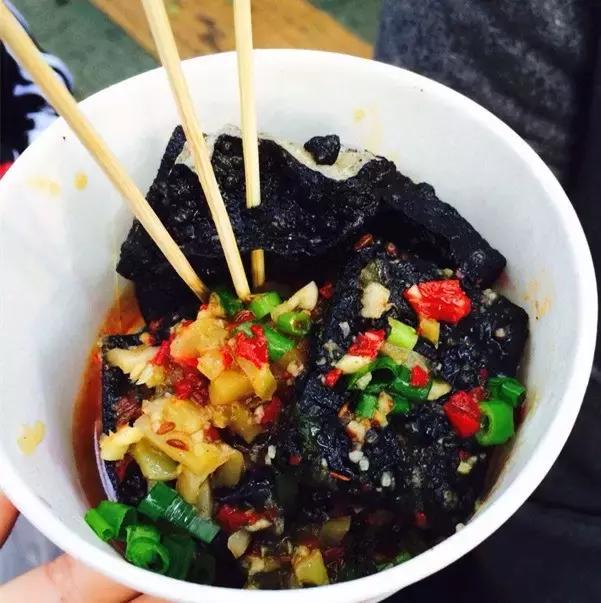 臭豆腐哪里最正宗，正宗长沙臭豆腐（长沙最正宗的8家臭豆腐店）