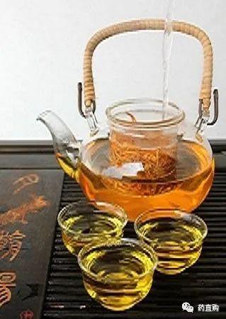 10斤白酒放多少冬虫夏草，20斤酒放多少冬虫夏草（藏民解说冬虫夏草泡酒配方与功效）