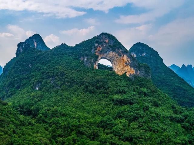 广西桂林旅游景点,去桂林旅游必看的景点有哪些(桂林山水甲天下)