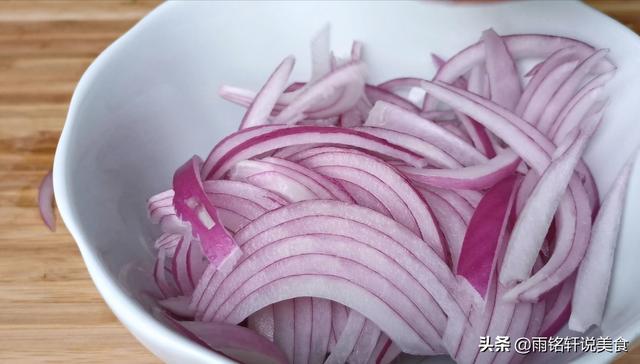 凉拌苦瓜的正宗做法，凉拌苦瓜的家常做法（凉拌苦瓜的正确做法）