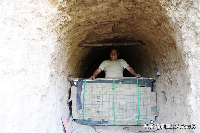 无根之水是什么,无根之水是什么水(山西65岁农民大叔挖山洞吃无根之水) 无根之水是什么,无根之水是什么水(山西65岁农民大叔挖山洞吃无根之水)
