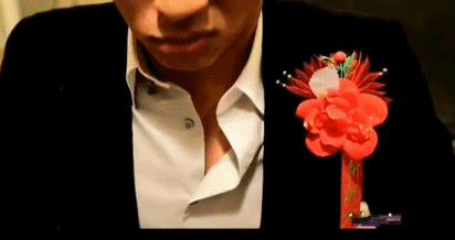 梦见尿血了什么预兆，梦见尿血什么意思（11年前的导演累到尿血）