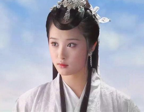 李欣汝照片，李欣汝怎么了（因一张照片被张艺谋赶出剧组）