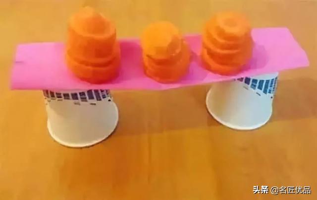 纸桥的做法，纸桥的做法教程视频（22个材料超简单的科学小实验）