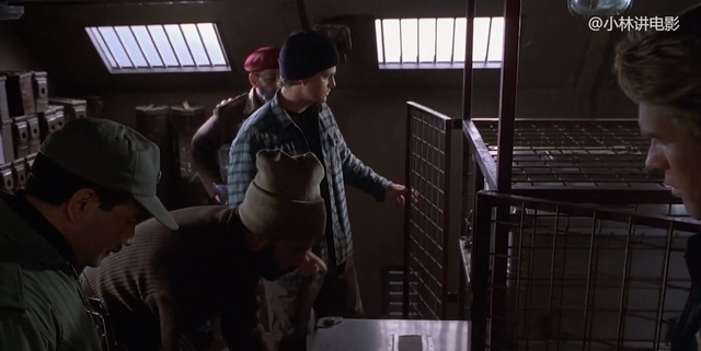 垂直极限2，垂直极限2 剧情（惊悚电影：全家人作死攀岩）