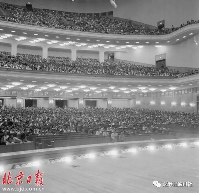 天安门资料，天安城门的资料（这30张照片里的天安门）